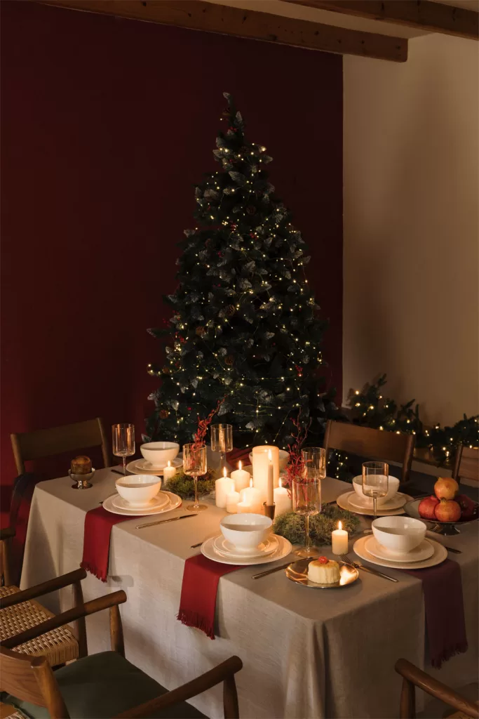 Como criar um arranjo de mesa de Natal: 7 ideias elegantes