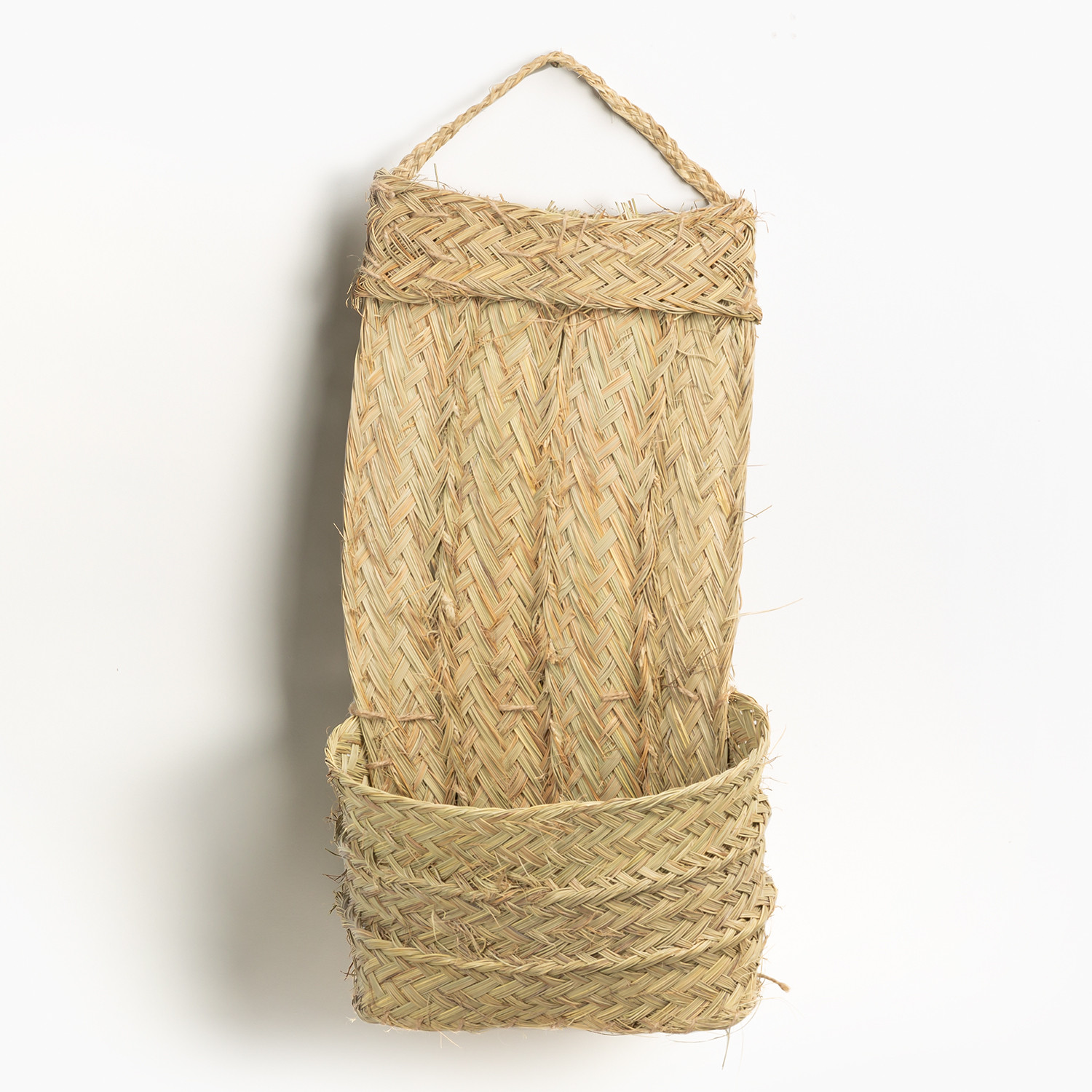 Revistero de Pared en Esparto kunth - SKLUM